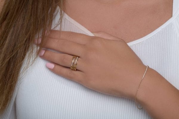 Twisted wire ring with diamonds, large - Image 4