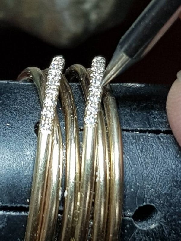 Twisted wire ring with diamonds, large - Image 9