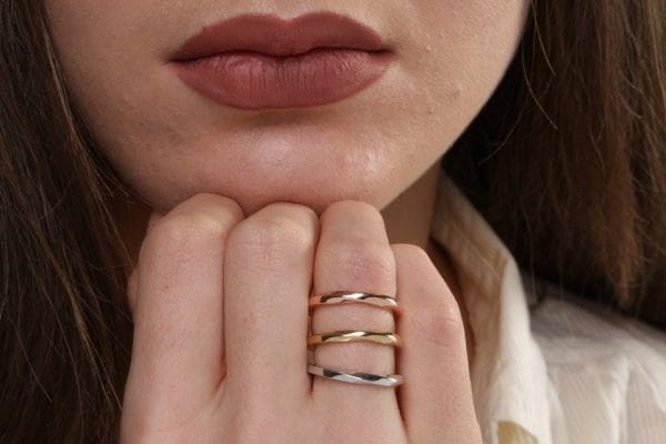 Mobius 2.3mm 1 Mobius gold ring 2.2mm, RN135 - Image 2