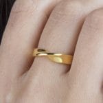 Mobius gold ring 4.5mm, RN120