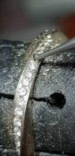 Mobius diamond ring 1.8mm (one row), RN130 - Image 2