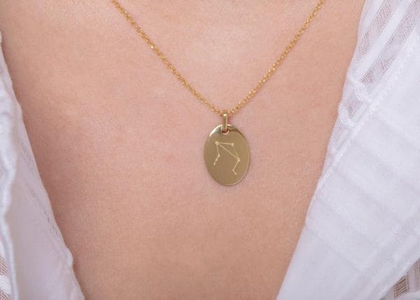 Oval gold Zodiac necklace - Image 3