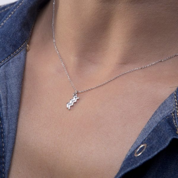 Solid gold Zodiac symbol necklace - Image 7