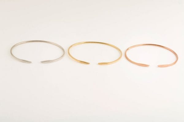 Tiny gold bangle bracelet - Image 5