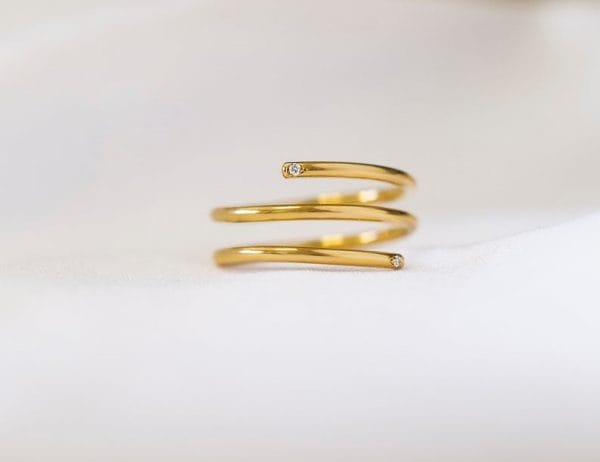 Twisted wire ring with tiny diamonds - Image 1