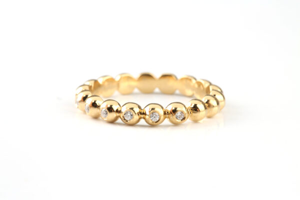 XRI_0936 Solid gold dotted diamond ring