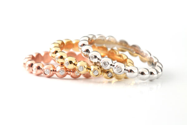 Diamond dotted gold ring - Image 8