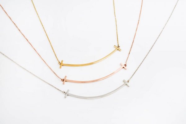 mini smile 5 Mini gold smile bar necklace - Image 6