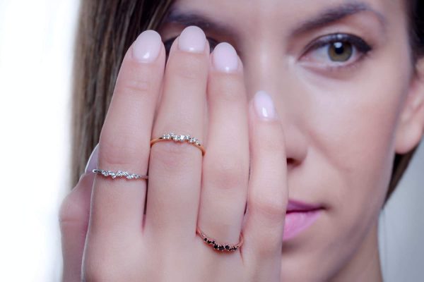 Cluster ring, Multi shape diamonds 5 Diamond Cluster gold ring - Image 6