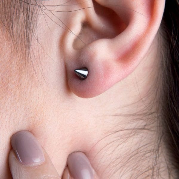 Cone Spike stud earrings - Image 3