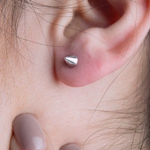 Cone Spike stud earrings - Image 4