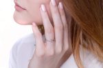 Cross ring in solid gold - Image 2