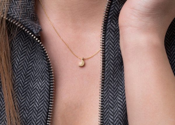 Dainty-moon-neckalce-in-solid-gold-2 Tiny moon necklace in solid gold - Image 2