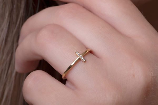 Diamond bar ring 4 Diamond gold bar ring - Image 4