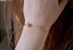 Diamond pearl gold bangle