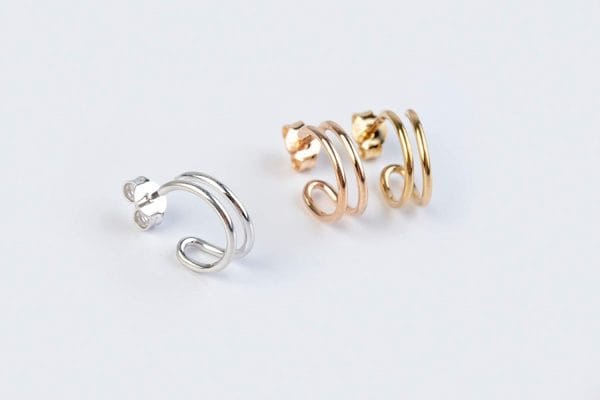 Double hoop stud earrings - Image 3