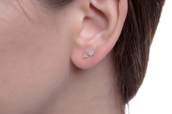 Extra tiny gold stud earrings - Image 8