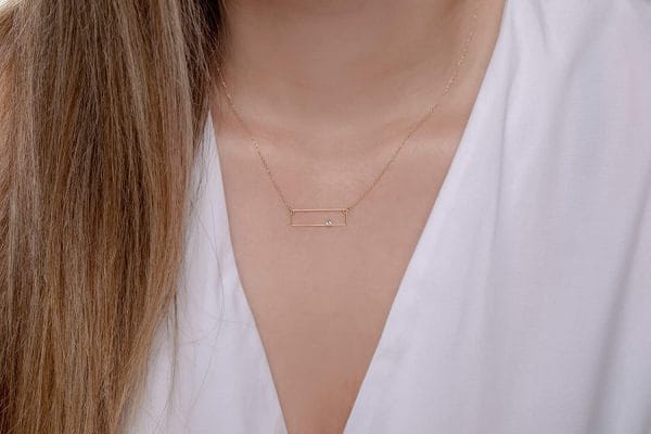 Geometric rectangular diamond necklace - Image 3