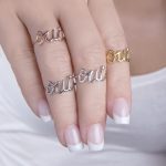 Gold oui ring - Image 4