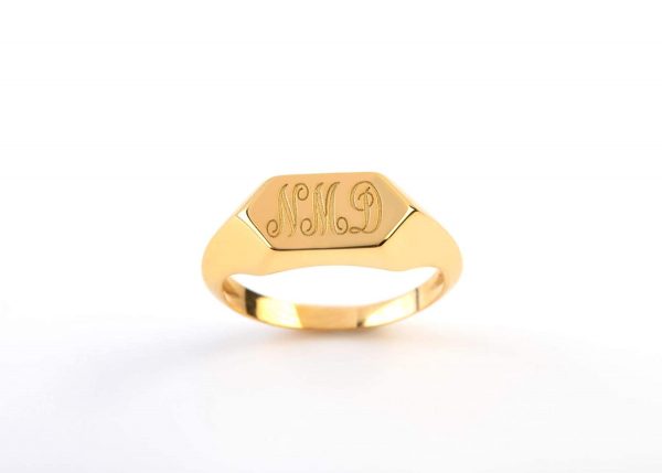 Hexagon Large signet ring 1 Hexagon Large signet ring - Image 1