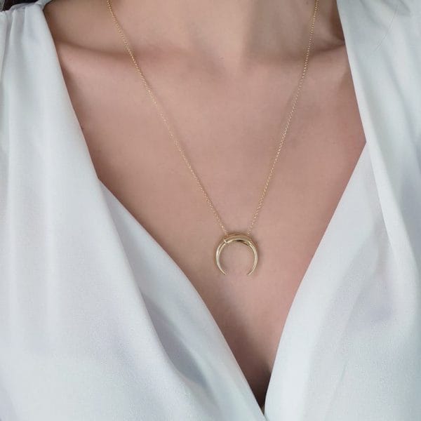 Large horn Moon necklace - Image 2