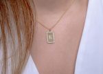 Square necklace framed with diamonds