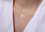 Square necklace framed with diamonds - Image 2