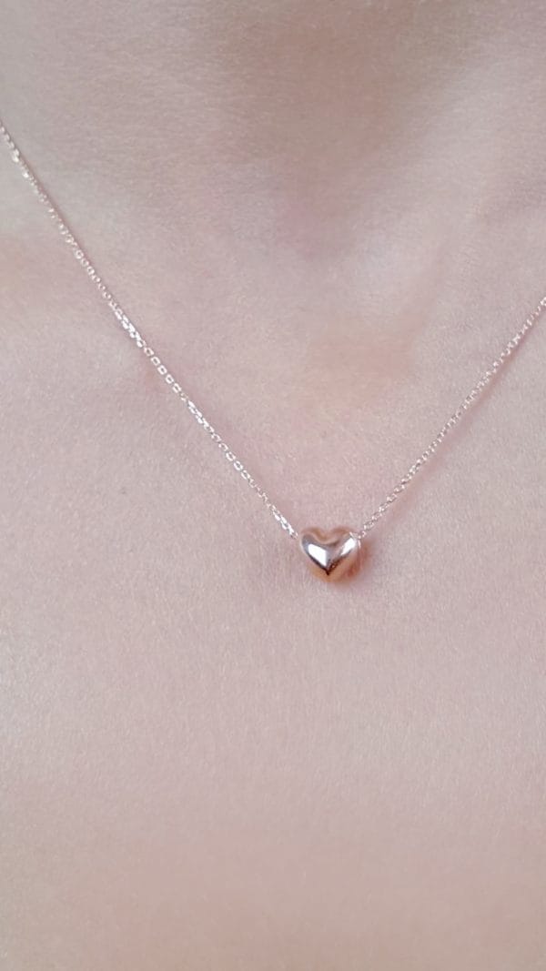 Puffy gold Heart necklace - Image 3
