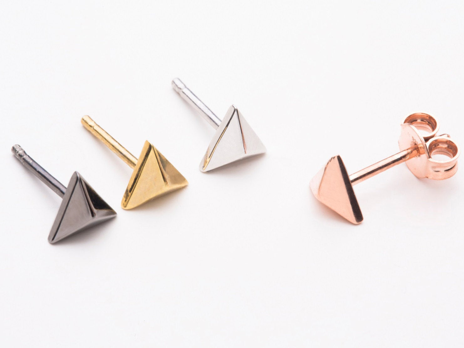 Mini Pyramid Studs in Yellow, Rose or White Gold