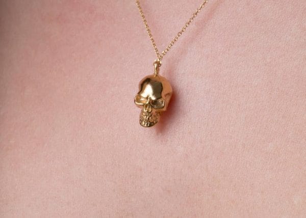 Skull necklace in Solid gold - Image 2
