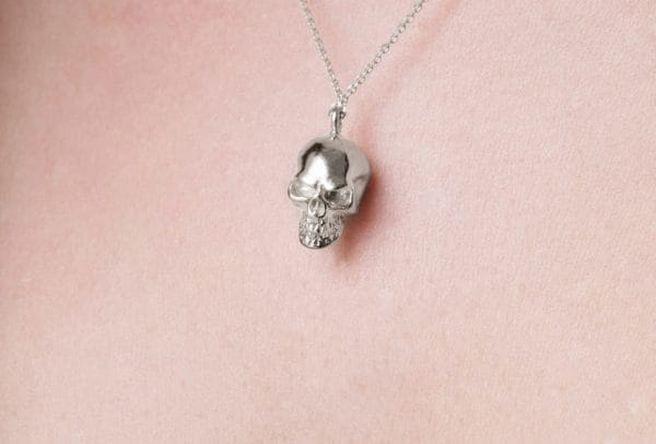 Skull necklace in Solid gold - Image 5