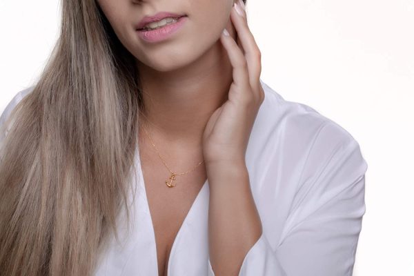Solid gold anchor necklace - Image 4