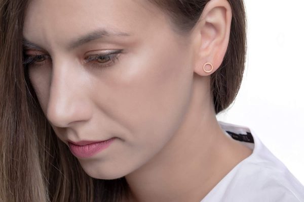 Solid gold circle earrings 1 Solid gold circle stud earrings - Image 1
