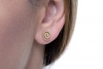 Spiral earrings in solid gold