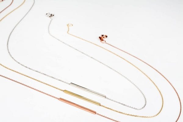 Square bar gold necklace - Image 8