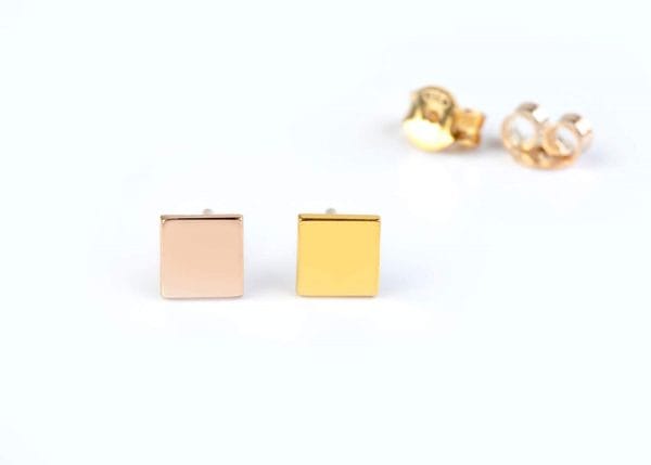Tiny square stud earrings in solid gold 1 Tiny square studs in solid gold - Image 1