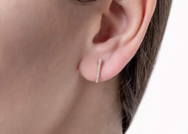 Trendy bar earrings 1 Unique diamond bar earrings - Image 1