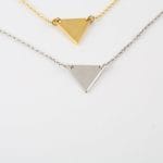 Triangle necklace in solid gold - Image 6