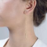 Chain Threader earrings in solid gold - Image 4