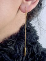 Gold threader earrings with chain - Image 3