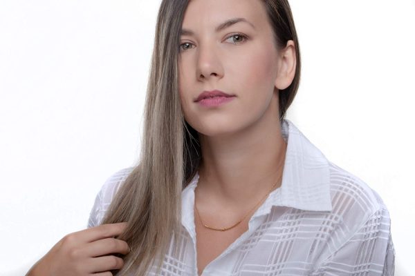 Unique gold knot bar necklace - Image 2