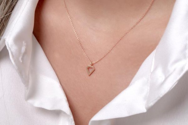 Diamond outline gold necklace - Image 2