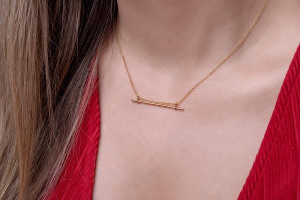 Gold Floating Bar chain necklace - Image 4