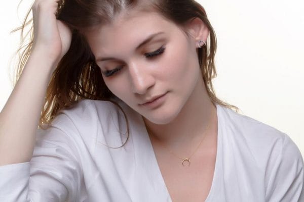 Crescent moon diamond gold necklace - Image 5