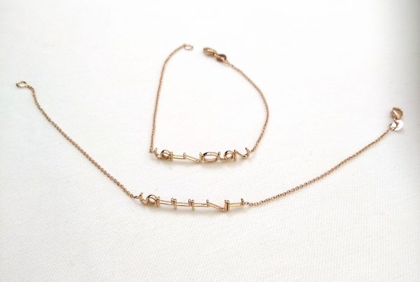 Custom date bracelet in solid gold - Image 9