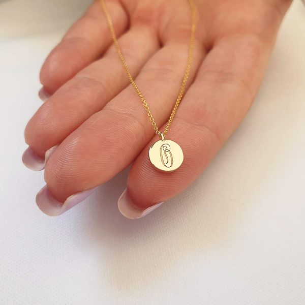 Tiny Initial necklace in solid gold - Image 7