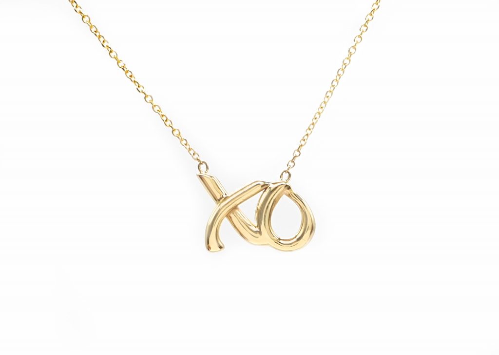 XO necklace in solid gold Elegant Jewel Box Fine Jewellery
