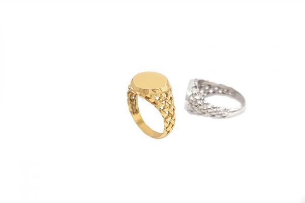 RN393 2 Oval braided signet ring in solid gold, RN393 - Image 4