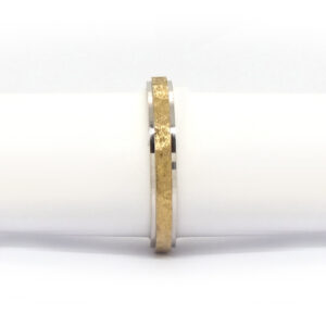 Two-color gold wedding band