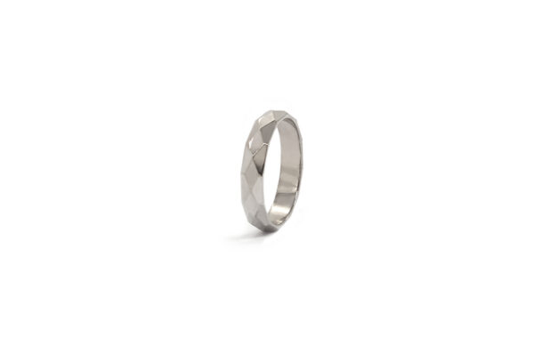 Geometric ring band